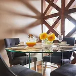 Five Stars Sao Paulo 55 Lisbon