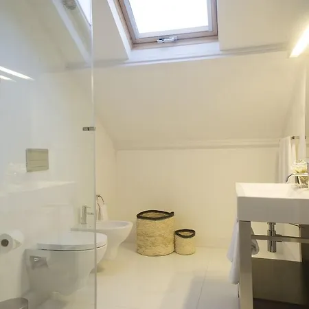 Five Stars Sao Paulo 55 * Lisbon